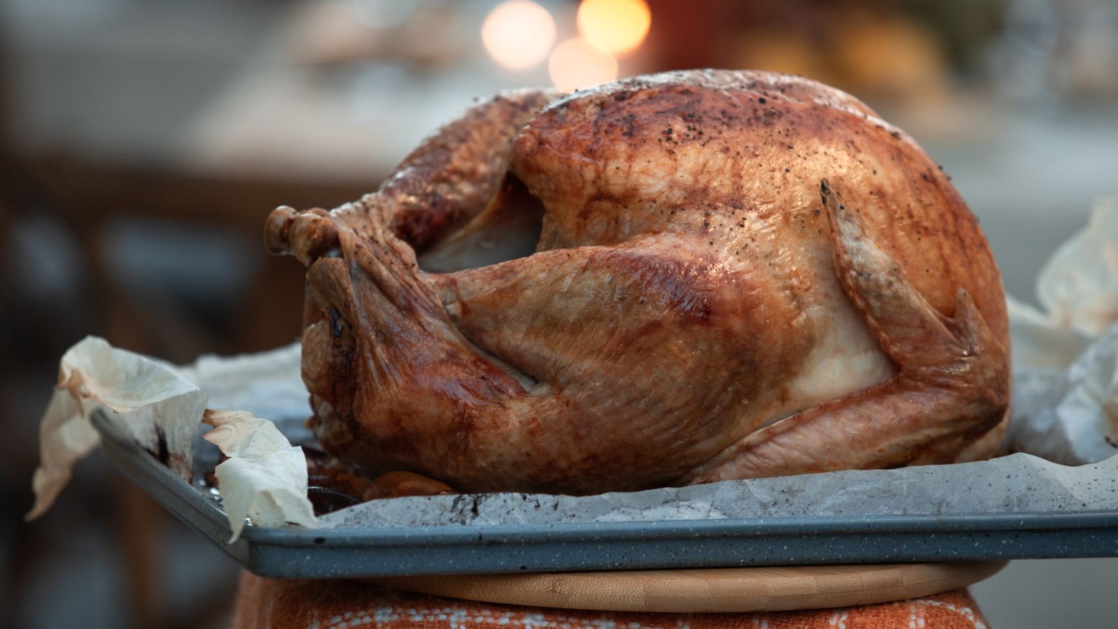 How to Smoke a Thanksgiving Turkey (Juicy, Never Dry)