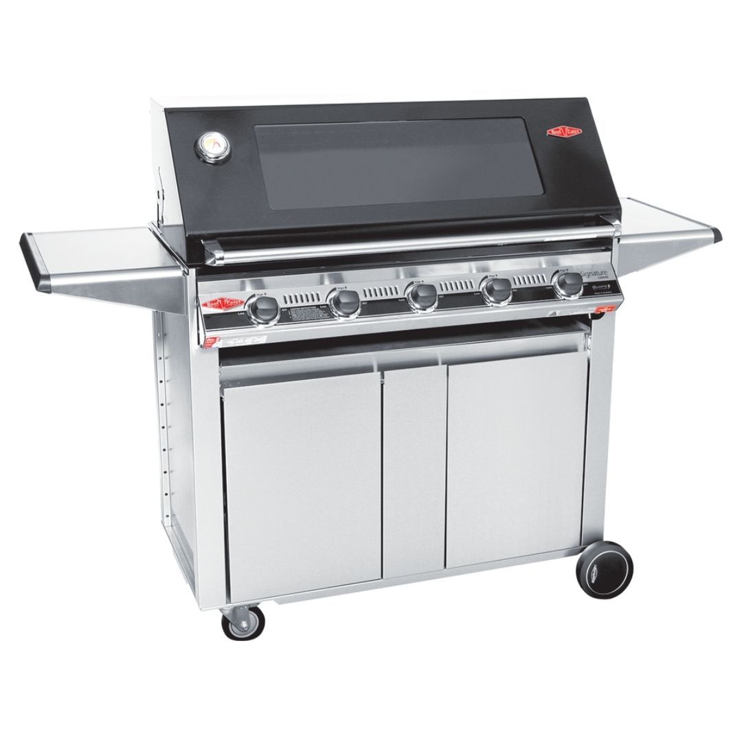 BeefEater Signature S3000E 5-Burner Mobile
